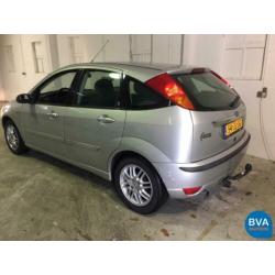 Ford Focus 1.6 I 5D AUT (bj 2002, automaat)