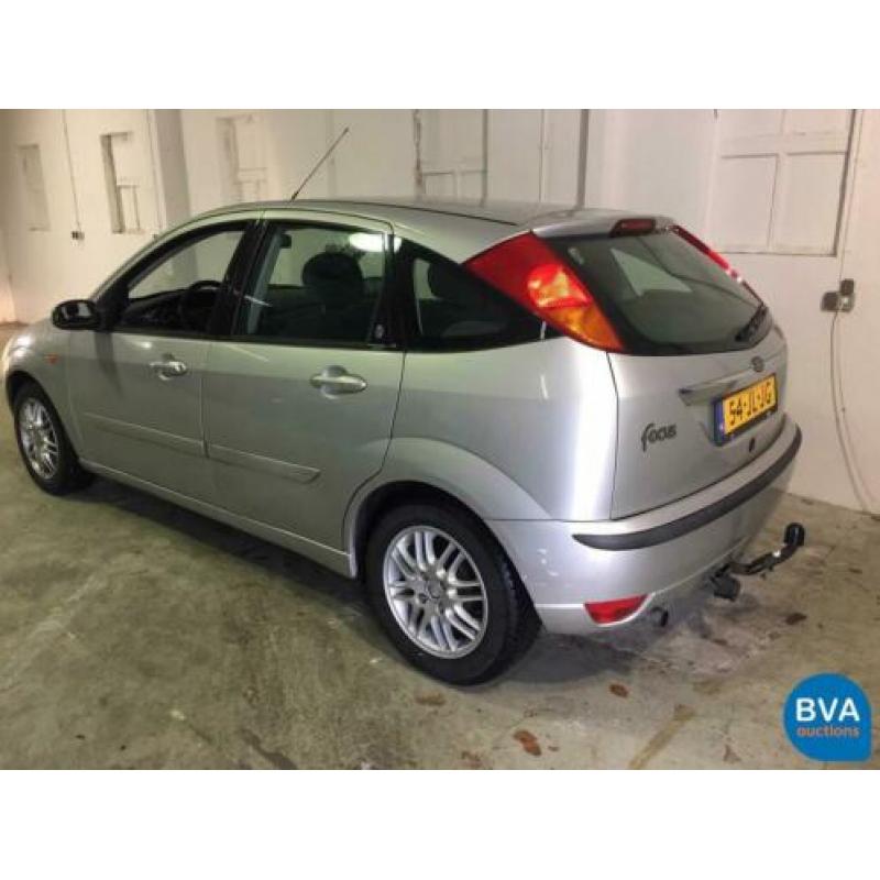 Ford Focus 1.6 I 5D AUT (bj 2002, automaat)