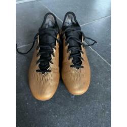 Adidas voetbalschoenen 41,5