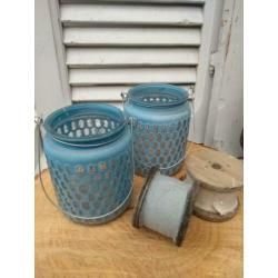 Set a 2 blauwe windlichten glas ijsblauw