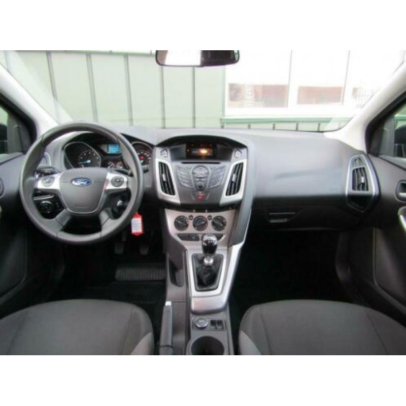 Ford Focus Wagon 125pk Ecoboost Edition, 16''LM Velgen 4 Sei