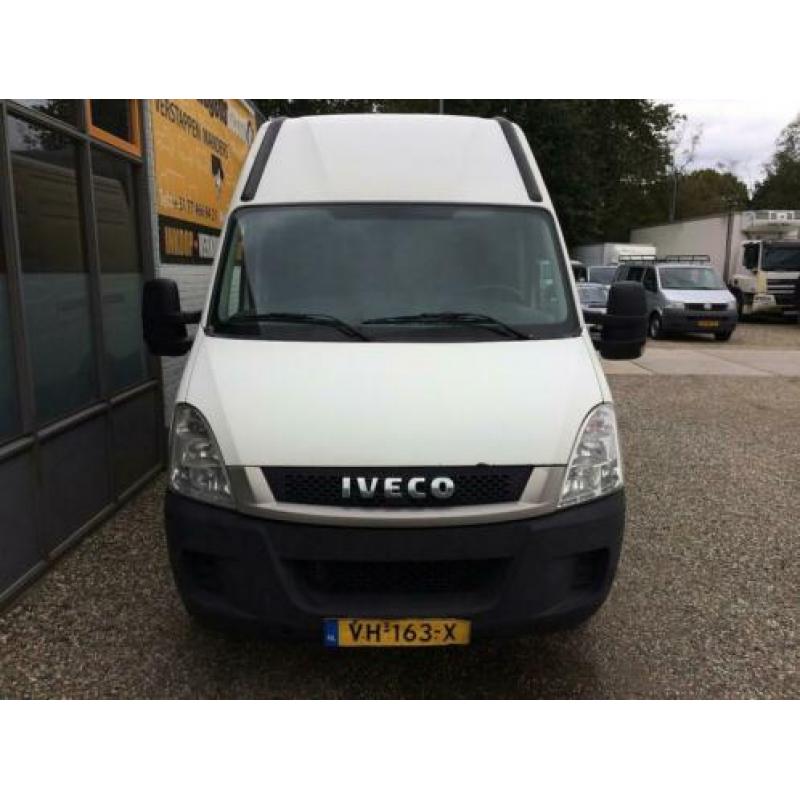 Iveco Daily 35S13V 2.3 HPI Euro 5 L2H2 Airco Trekhaak