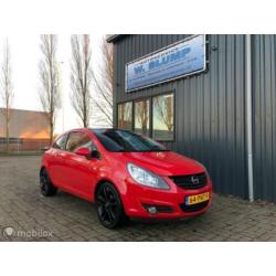 Opel Corsa - 1.4-16V Color Edition