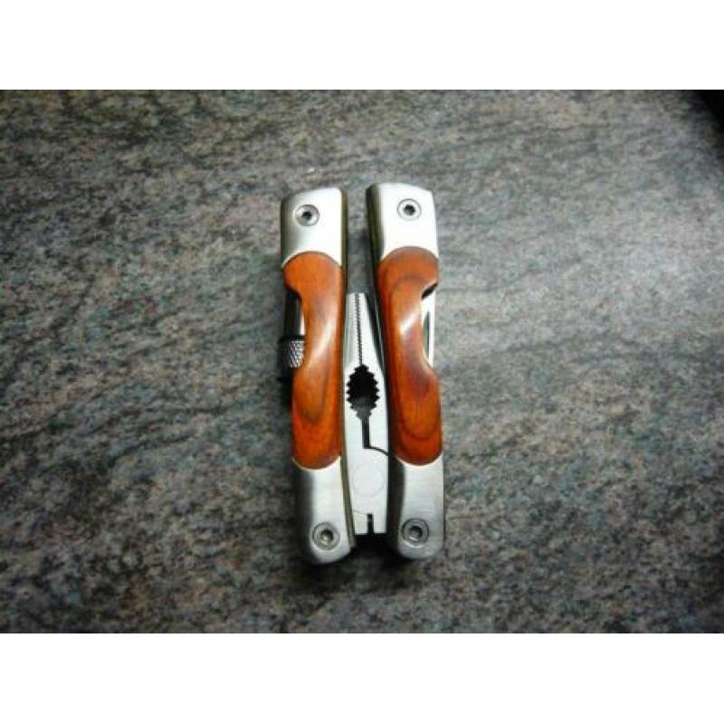 Multi Tool met Lamp