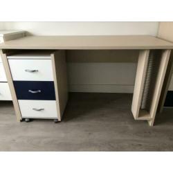 nette jongenskamer met extra lang bed