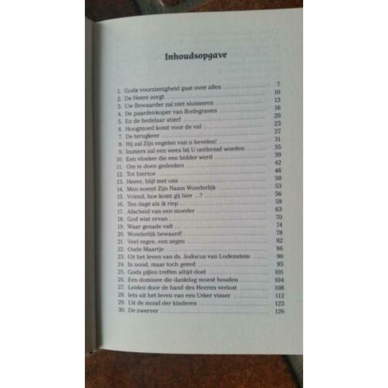Door wonderen ons bevrijd - W.H. van Oostrum