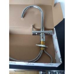 Quooker kraan 3 in 1 kraan. Chroom. Type Minerva. 220 euro