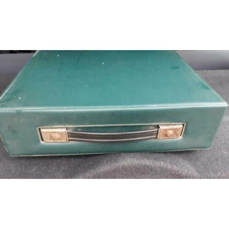 Typemachine Olivetti Lettera 32.