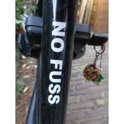 Zwarte dames/meisjesfiets merk Halfords Limit
