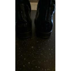 Mooie laklaars van Boots&Woods maat 40.