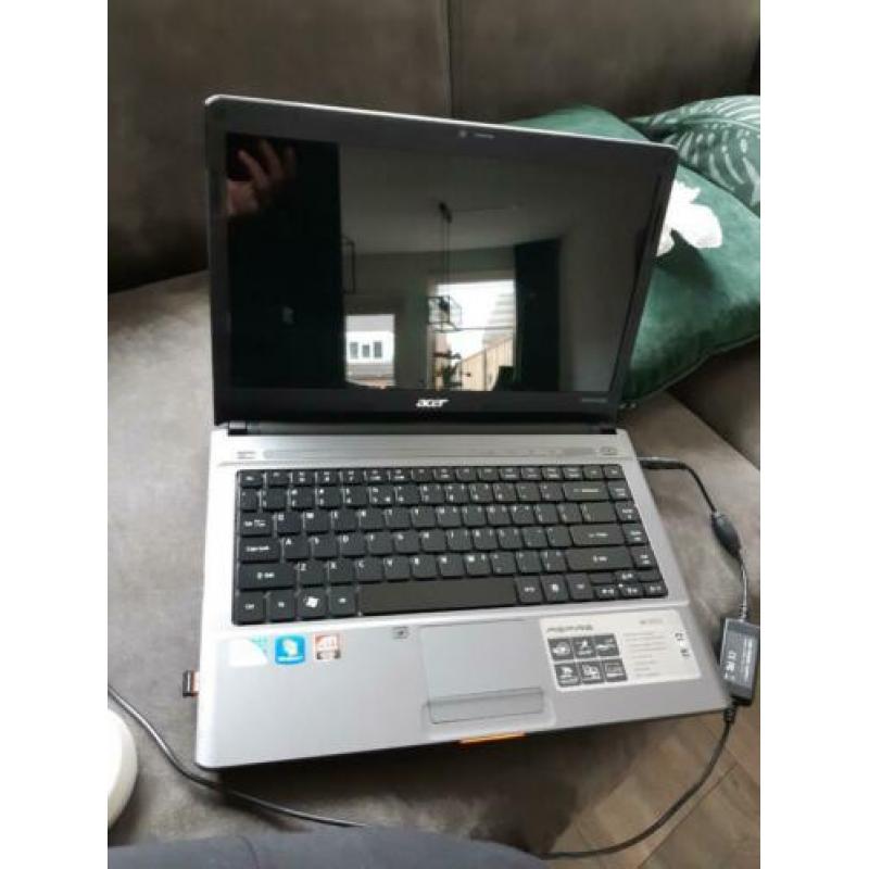 Acer Aspire 4810TZG, Intel Pentium, Windows 7.