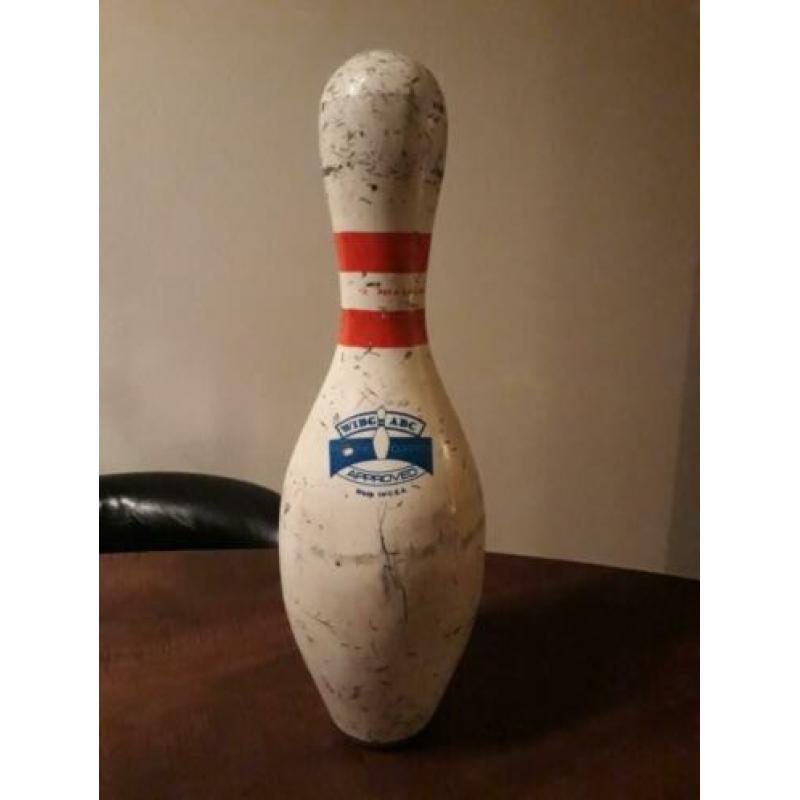 Vintage bowling pin kegel