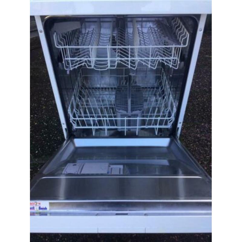Vaatwasser Afwasmachine Bosch ZGAN netjes & schoon 12couv.