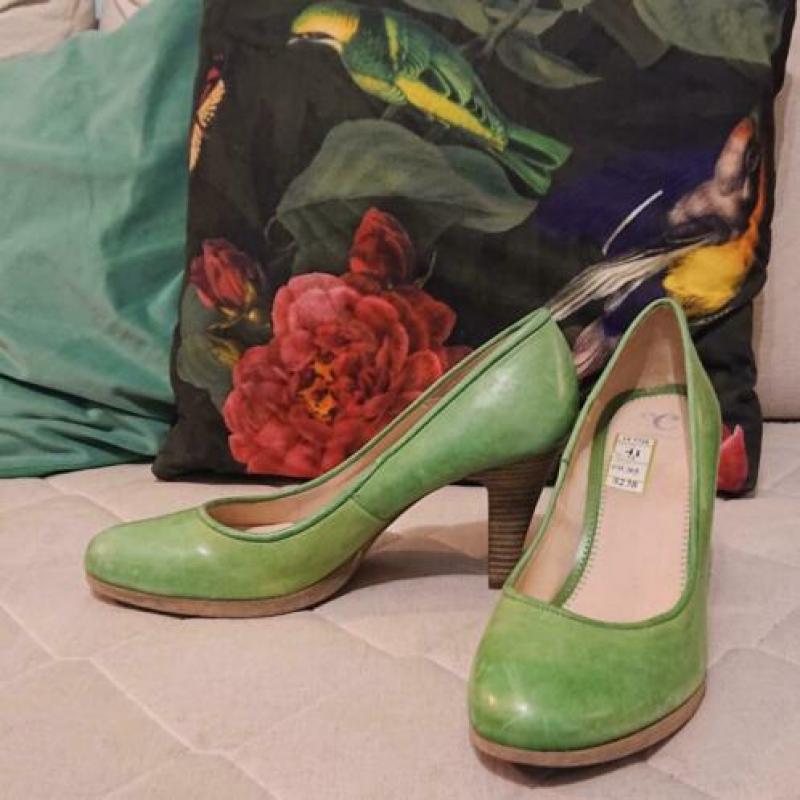 Cellini Linden groene pumps echt leer maat 41