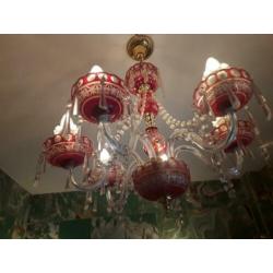 Prachtige kroonluchter in zeldzame kleur rood