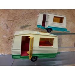 8 modelauto,s : CARAVANS , LANDBOUWWERKTUIGEN , VAN in 1:32