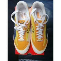 Puma. New sneakers size 39