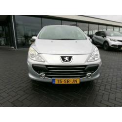 Peugeot 307 2.0-16V XSI Rijklaarprijs! Airco/ ecc | Trekhaak