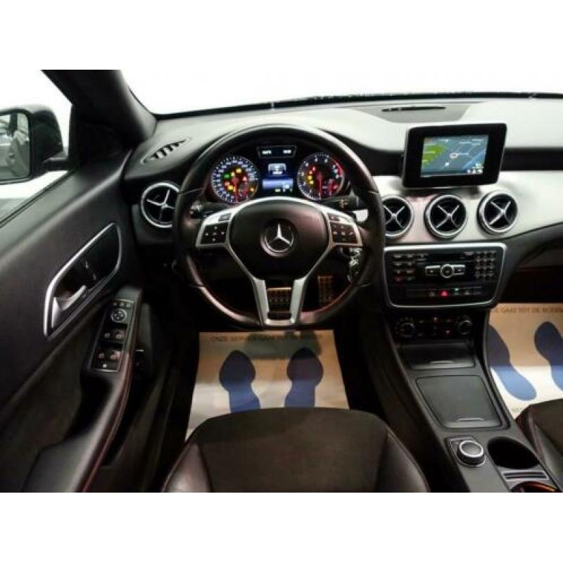 Mercedes-Benz CLA-Klasse 200 Urban AMG Autom Hleer, Camera,