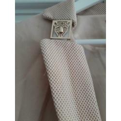 Nude kleur blazer. Maat 38