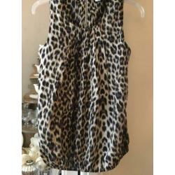NIEUW Panterprint blousje VERO MODA MT. S