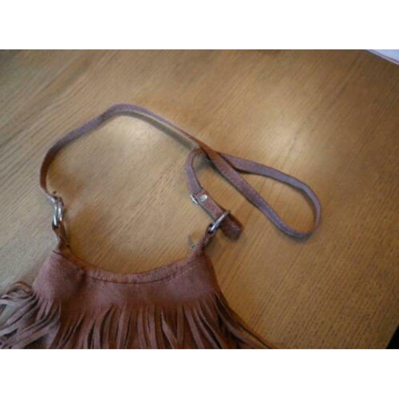 Suede schoudertasje / handtas met franjes