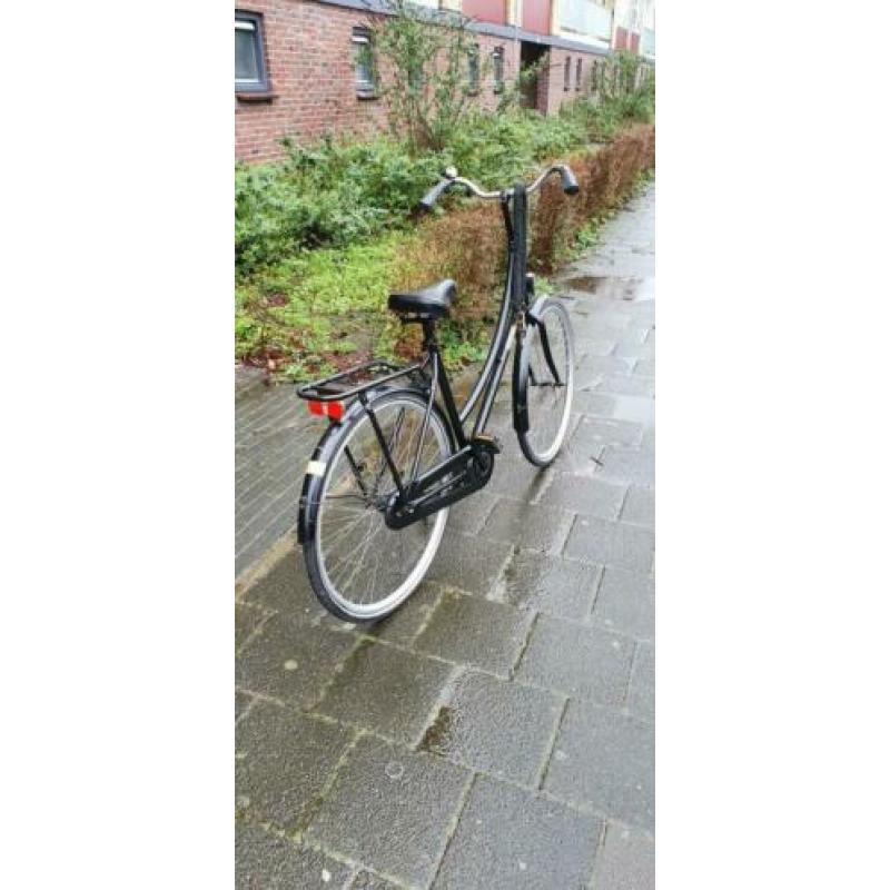 Zeer nette omafiets mer slot lichten kettingkast ZGAN