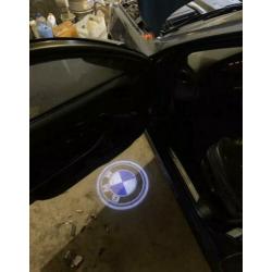 BMW LOGO DEUR e60 f10 f30 f20 X5 X6 e92 e93 e91 e39 e61