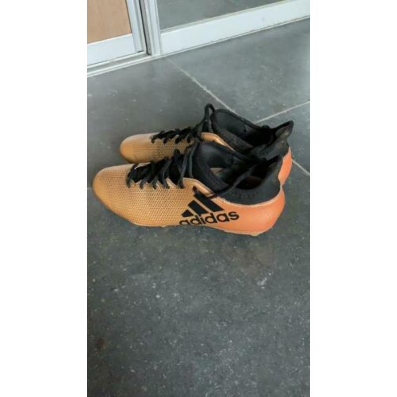 Adidas voetbalschoenen 41,5