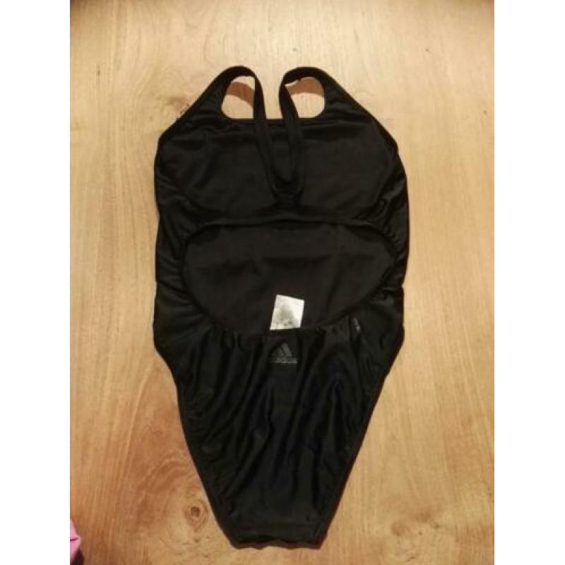 Adidas nieuwe zwarte badpak maat 176