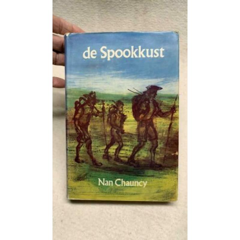 Oud boek de Spookkust door Nan Chauncy