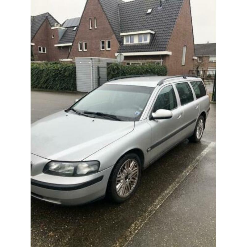 Volvo V70 2.3 T5 250PK AUT 2001 Grijs