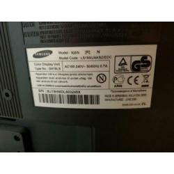 2 stuks 19” monitor Samsung