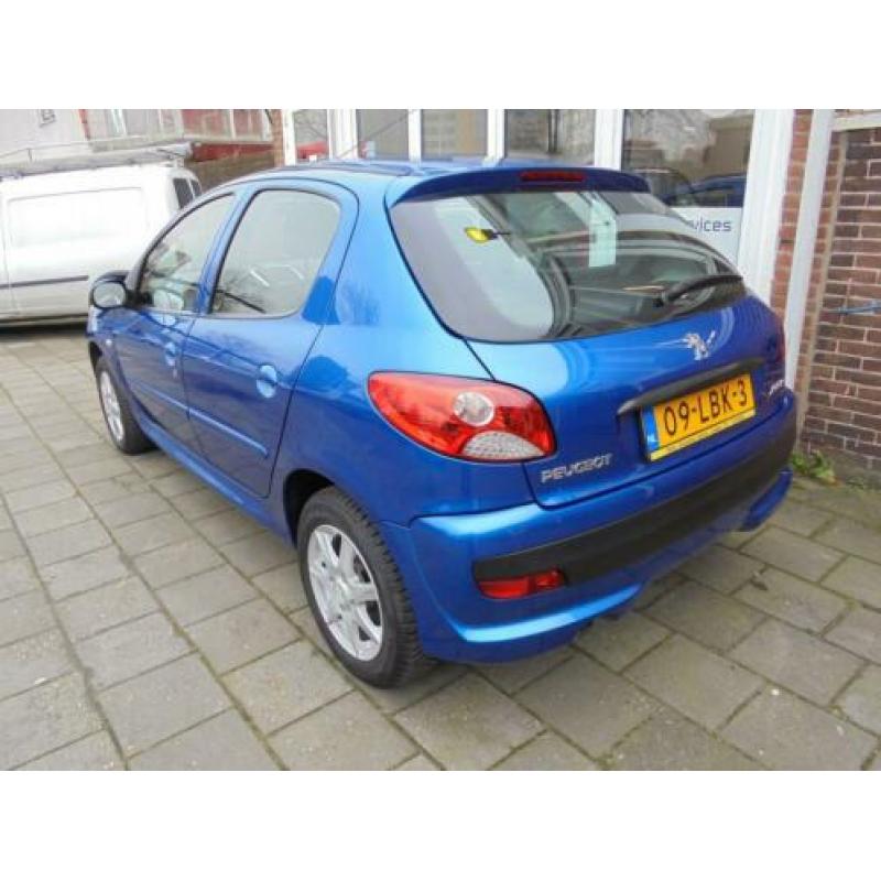 Peugeot 206+ 1.4 XS (bj 2010)
