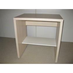 Compact bureau tafeltje op wieltjes