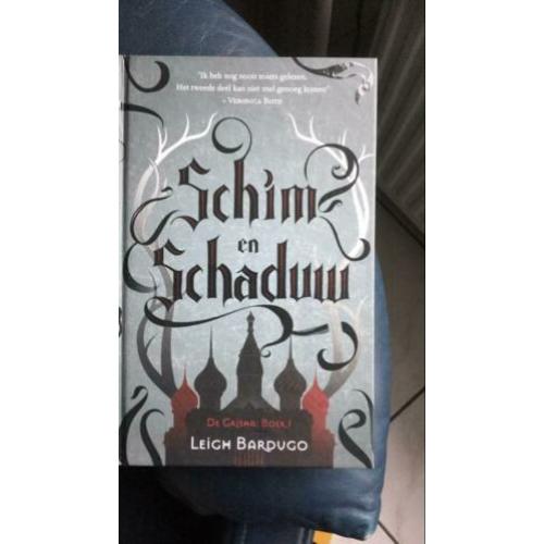Schim en schaduw van Leigh Bardugo