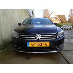 Volkswagen Passat Variant 1.6 TDI R-line BlueMotion NAV, air