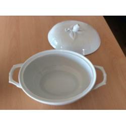 Diner servies. Kaiser. 4 pers. Ongeveer 50 jaar