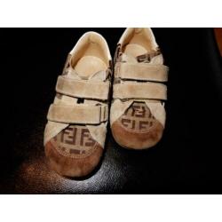 fendi schoenen maat 24