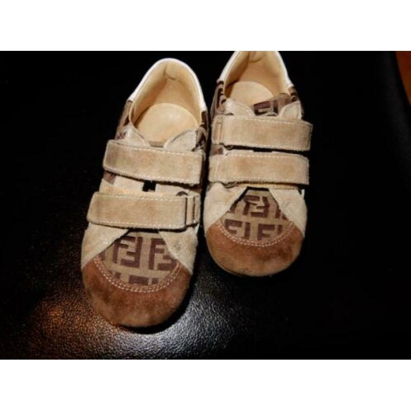 fendi schoenen maat 24