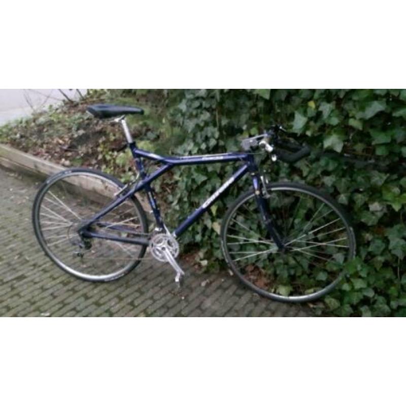 Nette gazelle puerto racefiets met 24 versnellingen