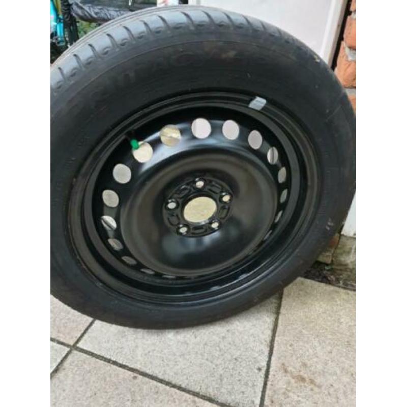 Reserveband en velg (Michelin) maat 205-55