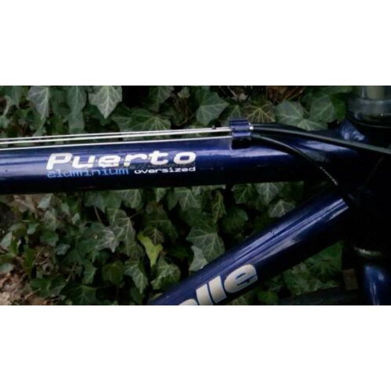 Nette gazelle puerto racefiets met 24 versnellingen