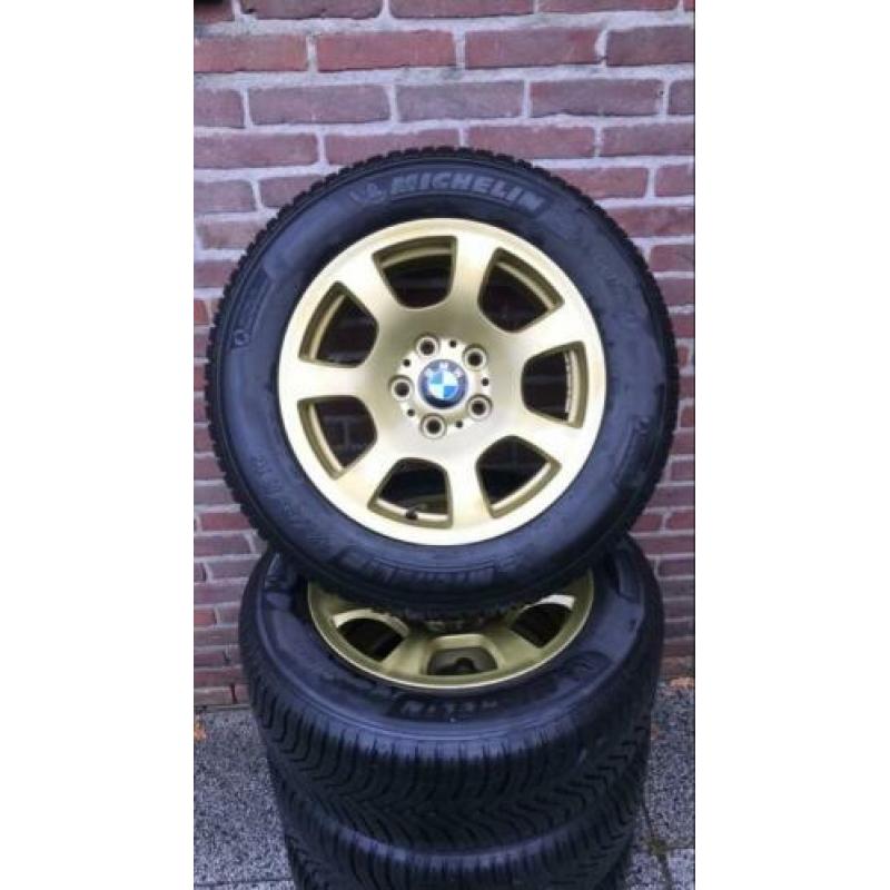 Unieke gouden BMW E60/E61 velgen voor E39