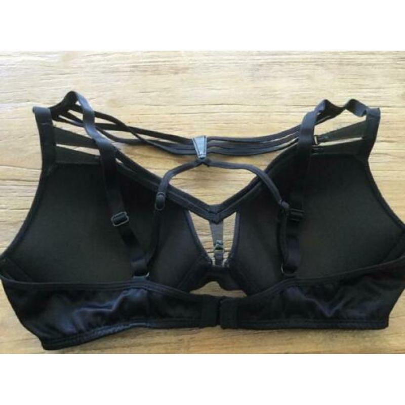 Marlies Dekker bh80C & string L zwart