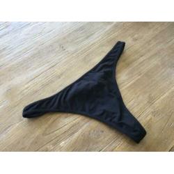 Marlies Dekker bh80C & string L zwart
