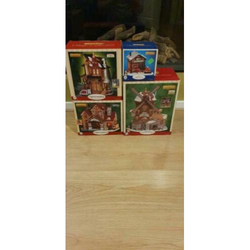 Lemax village assortiment 4x(o.a. restaurant, windmill)