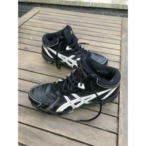 Asics kunstgras korfbal schoenen maat 41,5