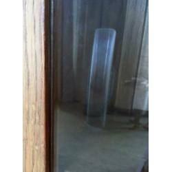 Vintage: Eikenhouten vitrine kast.