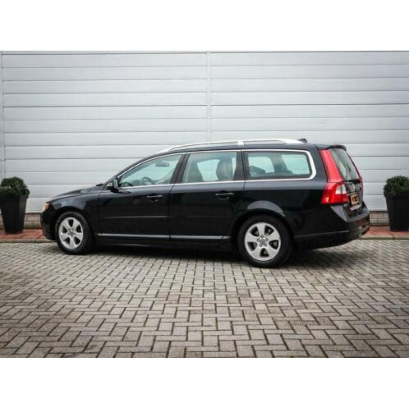 Volvo V70 1.6D DRIVe Summum | Clima | Cruise | Xenon | Pdc |